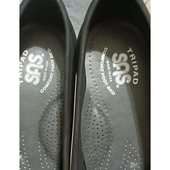 SAS Tripad 8N Women's Black Suede Leather Narrow With A Silver Chain Accent - Picture 7 of 8